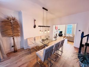 Dining room- click for photo gallery